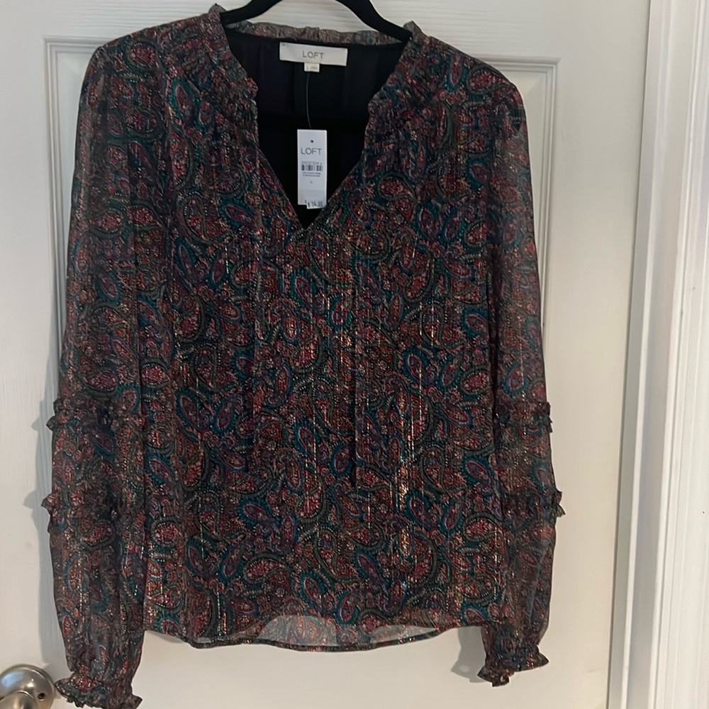 NWT! Ann Taylor LOFT Ruffle Neck Blouse Size Large, multi colored